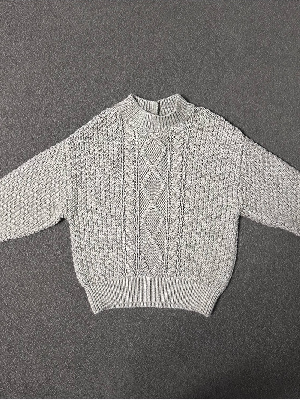 Quincy Mae Classic Cable Knit Sweater - Light Gray